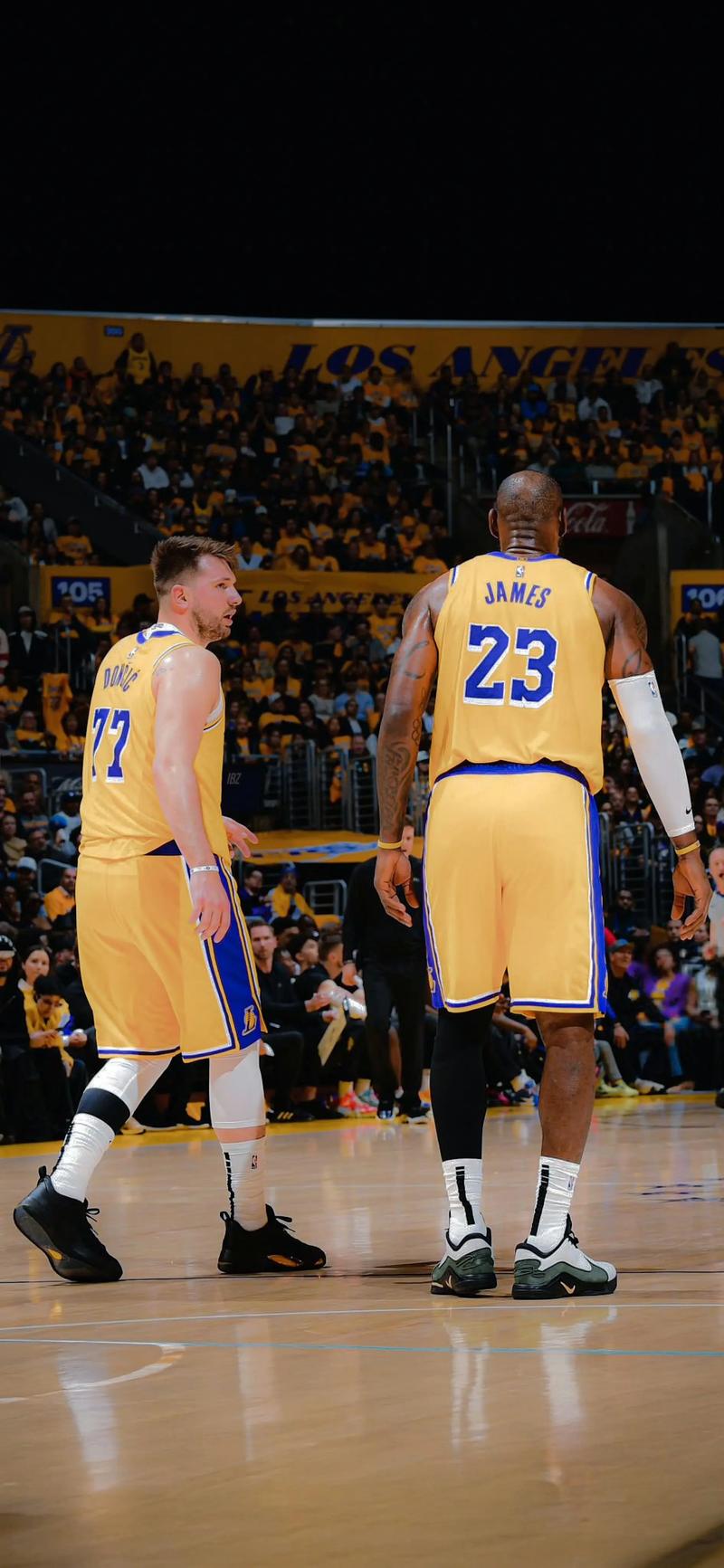 东契奇37分11板13助攻湖人战胜奇才，勒布朗20分6助攻