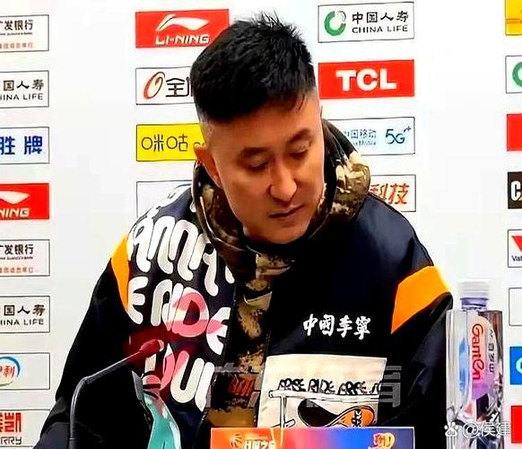 CBA窗口期即将开启！广东队有意新疆2米14高塔，杜锋补短板要冲冠