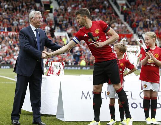 卡里克：球迷的抗议活动我不会因为这个而感到被冒犯