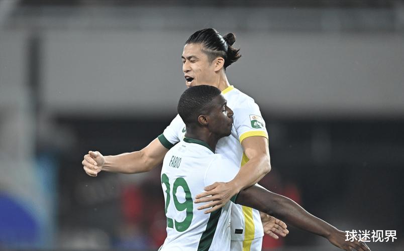 602221热身疯狂一日！玉昆迪拜首平国安胜南通亚泰1天2胜