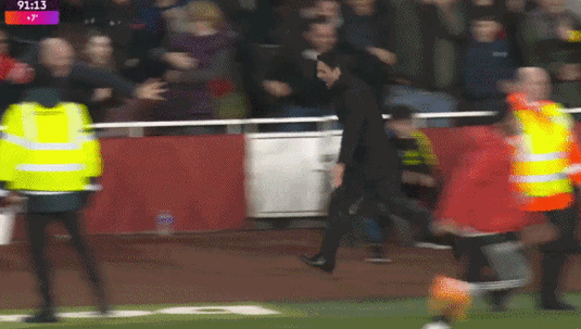 足坛一夜动态：切尔西逆转绝杀！利物浦终赢球阿森纳40巴萨31