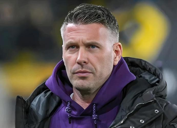 内维尔预测切尔西神奇逆转将让阿森纳感到不安_英超直播