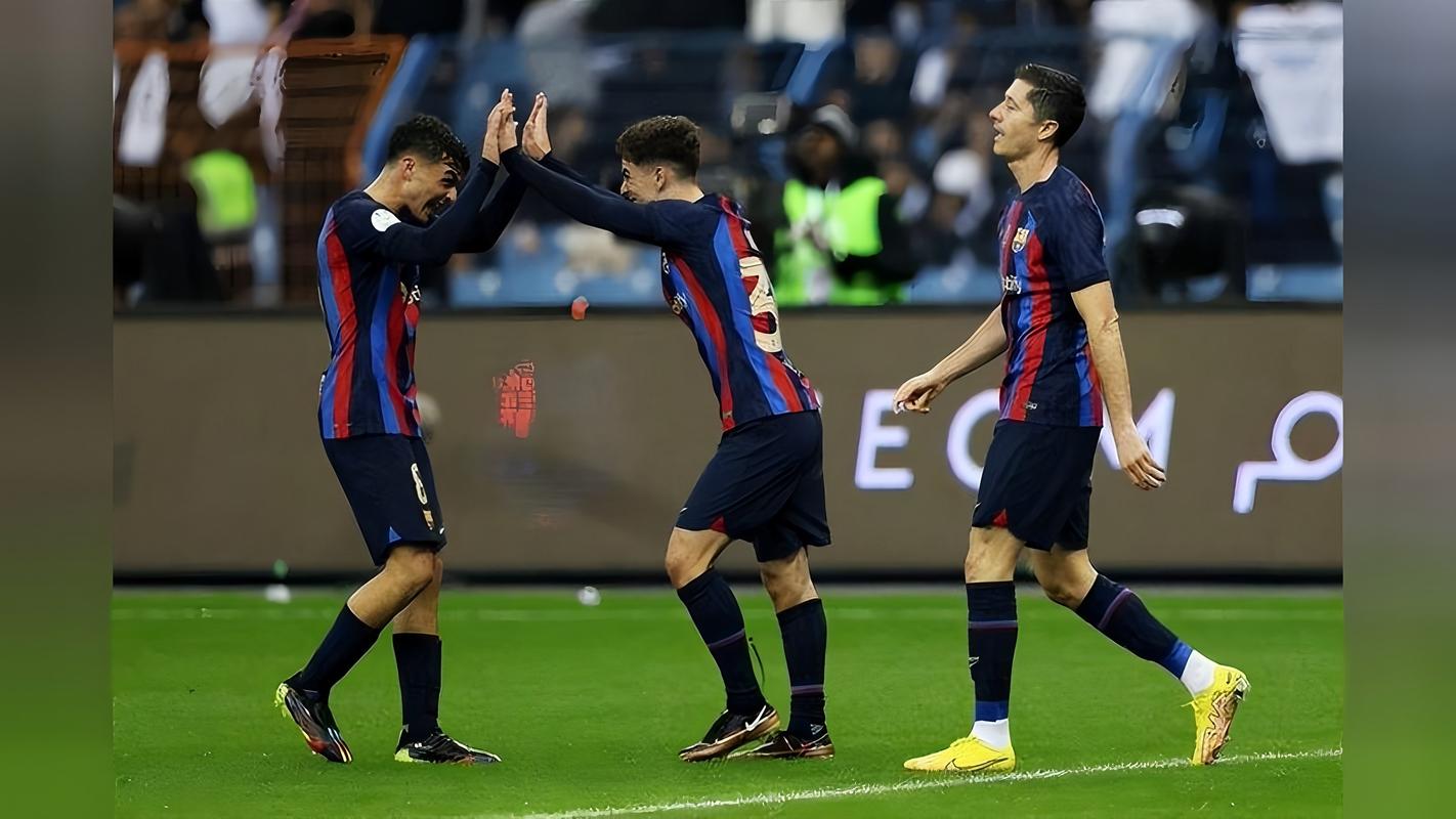 31！2亿天王暴走，亚马尔造2球，巴萨豪取4连胜，领先皇马4分