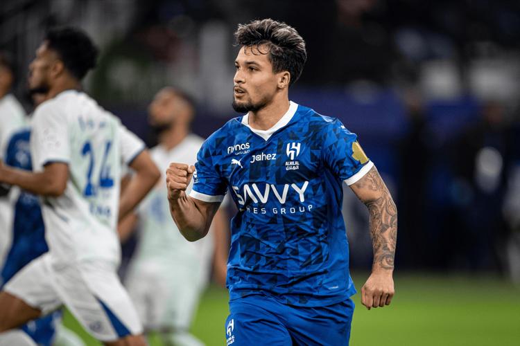 外媒：新月前锋莱昂纳多将租借加盟马竞，包含4000万欧买断权