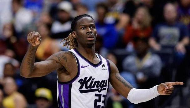 湖人勇士大概率无缘亨特！国王3换1报价抢人：施罗德又要换队了