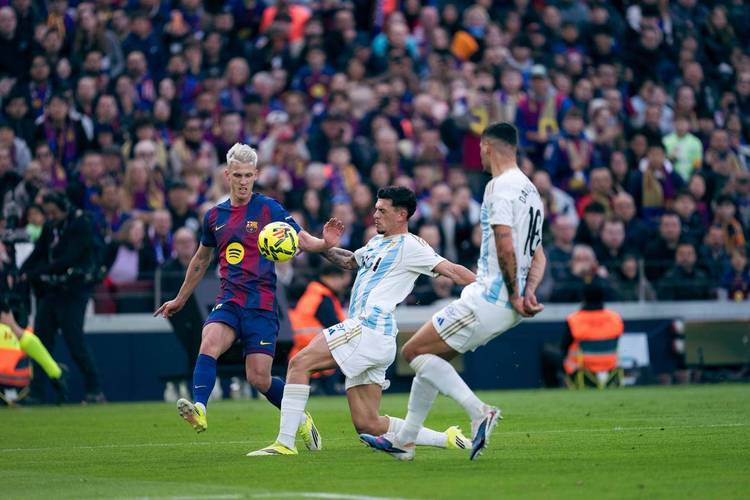 马竞爆冷丢分，1亿巨星急速陨落：11场0进球，欧洲生涯最差