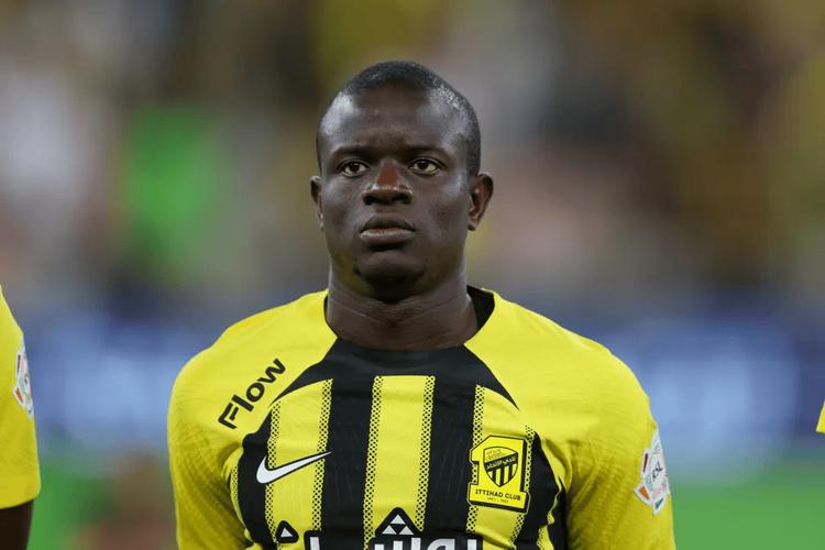 队报：罗塞尼尔想提前召回被租借到白学堡的马马杜萨尔