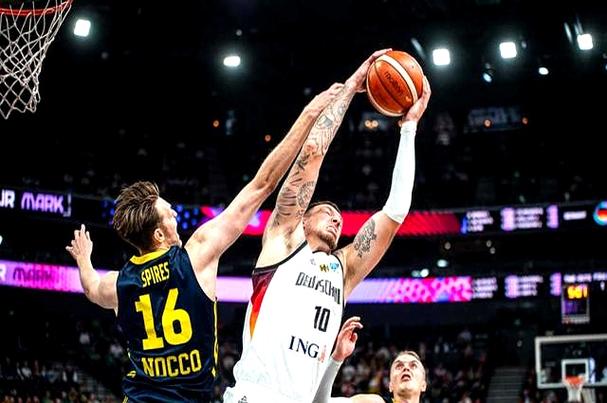 根本打不了强队！然而快船对于替补内线老将的信任度依然非常高