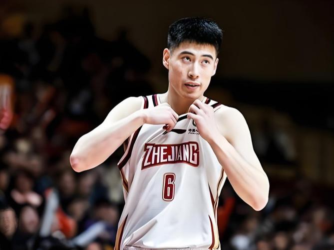 输给广厦10分！揪出3个“废柴”，坑惨了浙江队