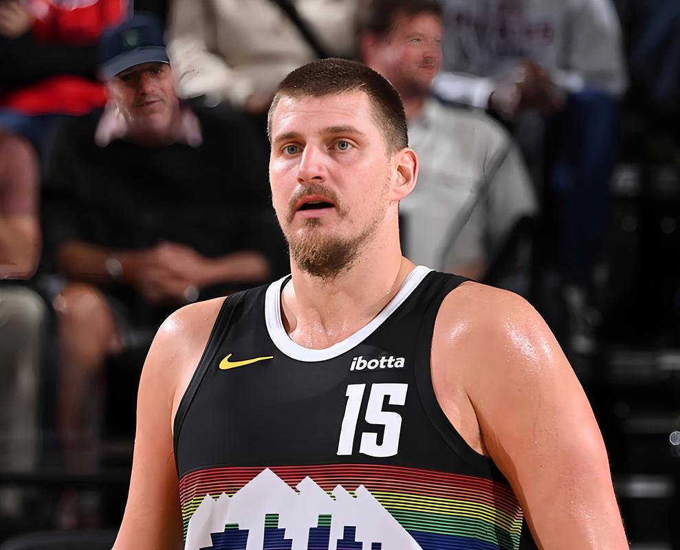 约基奇复出31分12板5助攻掘金战胜快船，哈登25分9助攻小卡21分