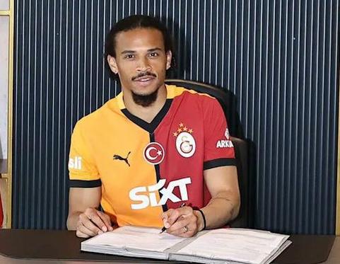 加拉塔萨雷官方：萨内右脚踝外侧韧带撕裂，已住院接受治疗