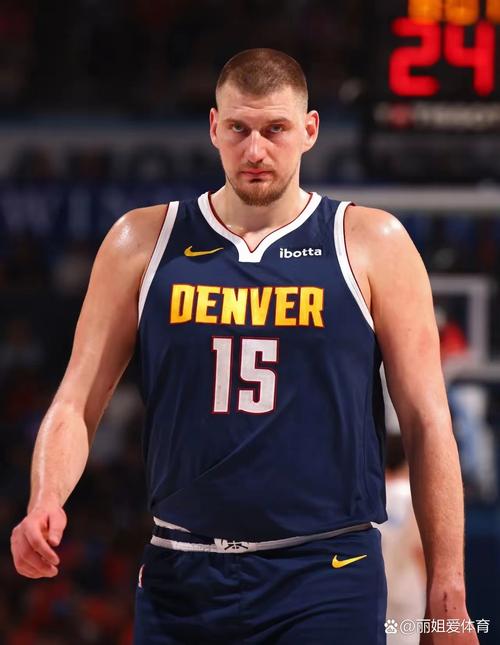 约基奇成NBA历史首位25分钟内贡献至少30+10+5的球员