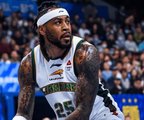 辽宁大胜天津3喜1忧！莫兰德+2后卫拾最佳状态，继伟伤势仍有影响