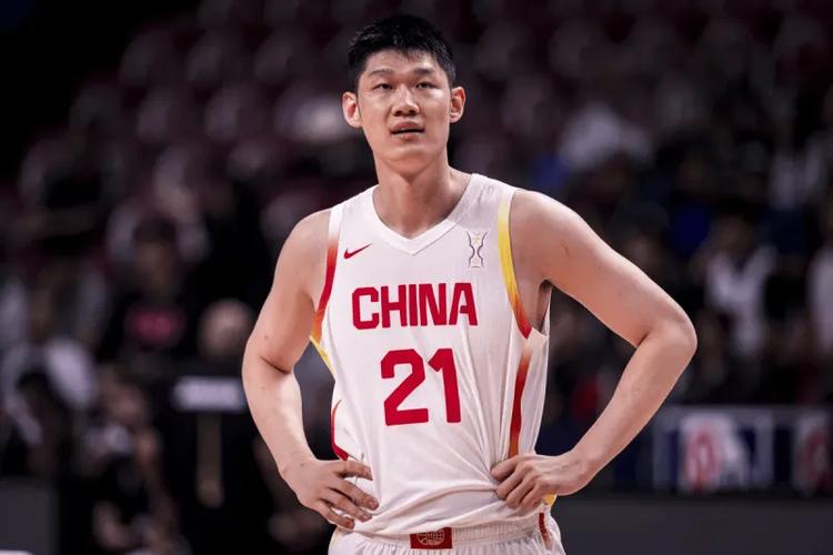 10分完胜，广厦锤爆浙江队！胡金秋15+3，程帅澎10中0成卧底