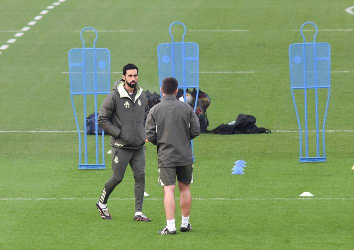 如何看待与穆里尼奥再交手阿韦洛亚：巴列卡诺