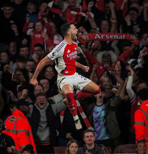 跟队：梅里诺因脚伤缺席阿森纳今日比赛