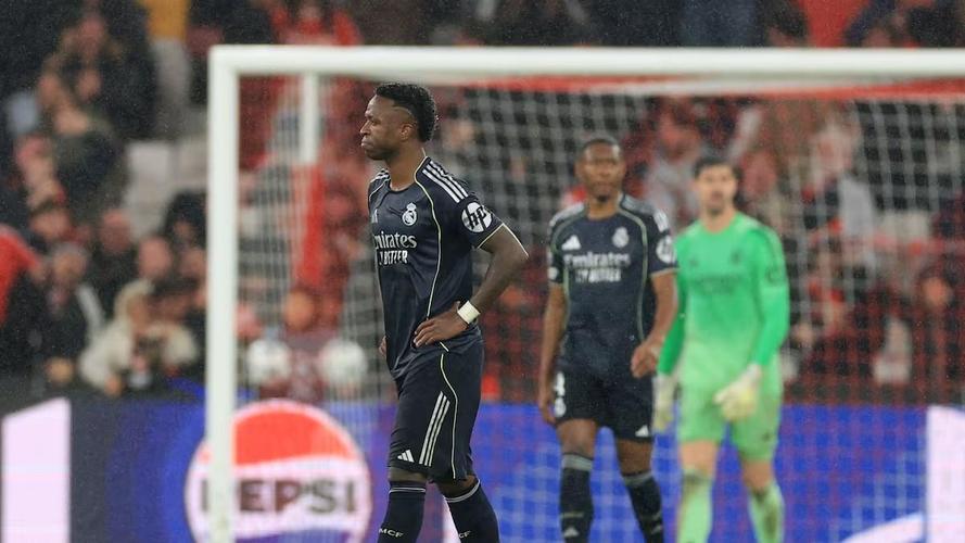 阿斯：皇马掉出欧冠前8损失900万欧，但附加赛门票能赚700万