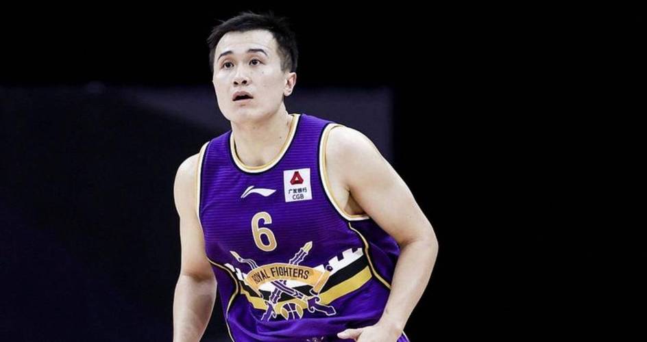 杨鸣谈离开辽宁队具体原因，深圳队有意北控老将张帆