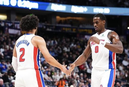 勇士7分憾负，快船连胜终结！西部排名出炉，湖人大胜重回第五！