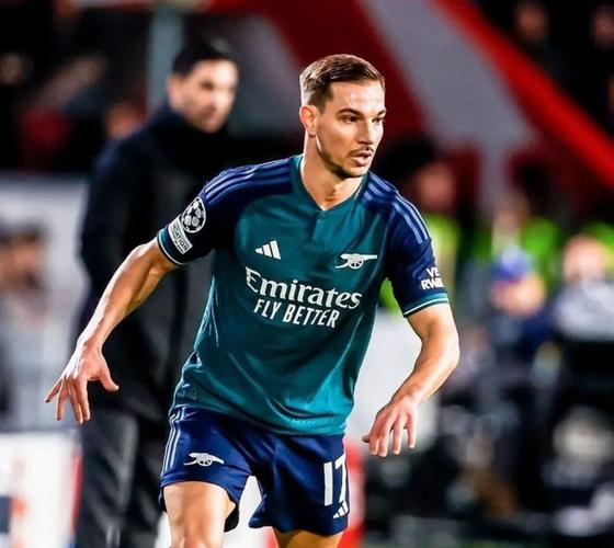 德天空：利契纳将自由转会加盟尤文，拜仁保留30%二转