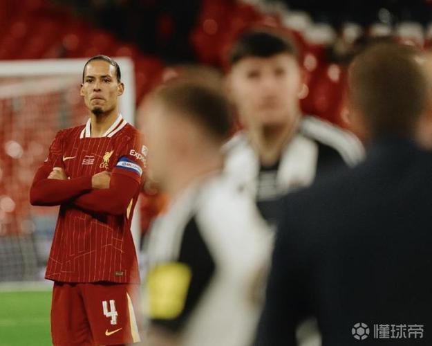 范戴克：纽卡周中与巴黎战平，相信他们会继续为一切而战